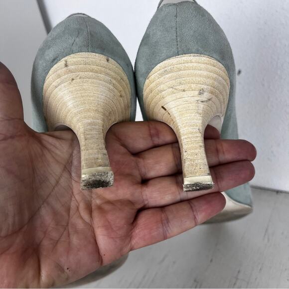 Gianni Bini Adrianne seafoam white pointed toe suede heels size 8 - Picture 11 of 14